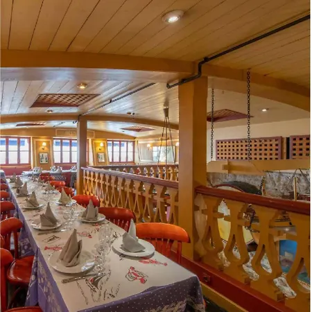 Tour De La Chaine, Vieux Port, Grand La Rochelle (Charente-Maritime)